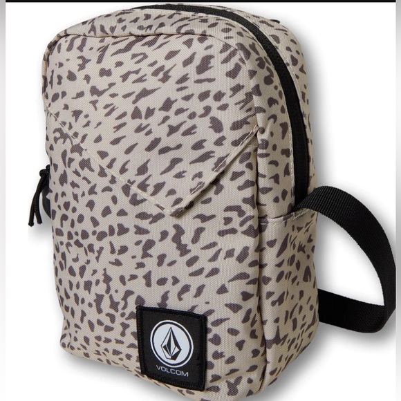 Volcom Crossbody Stash - Picture 1 of 11